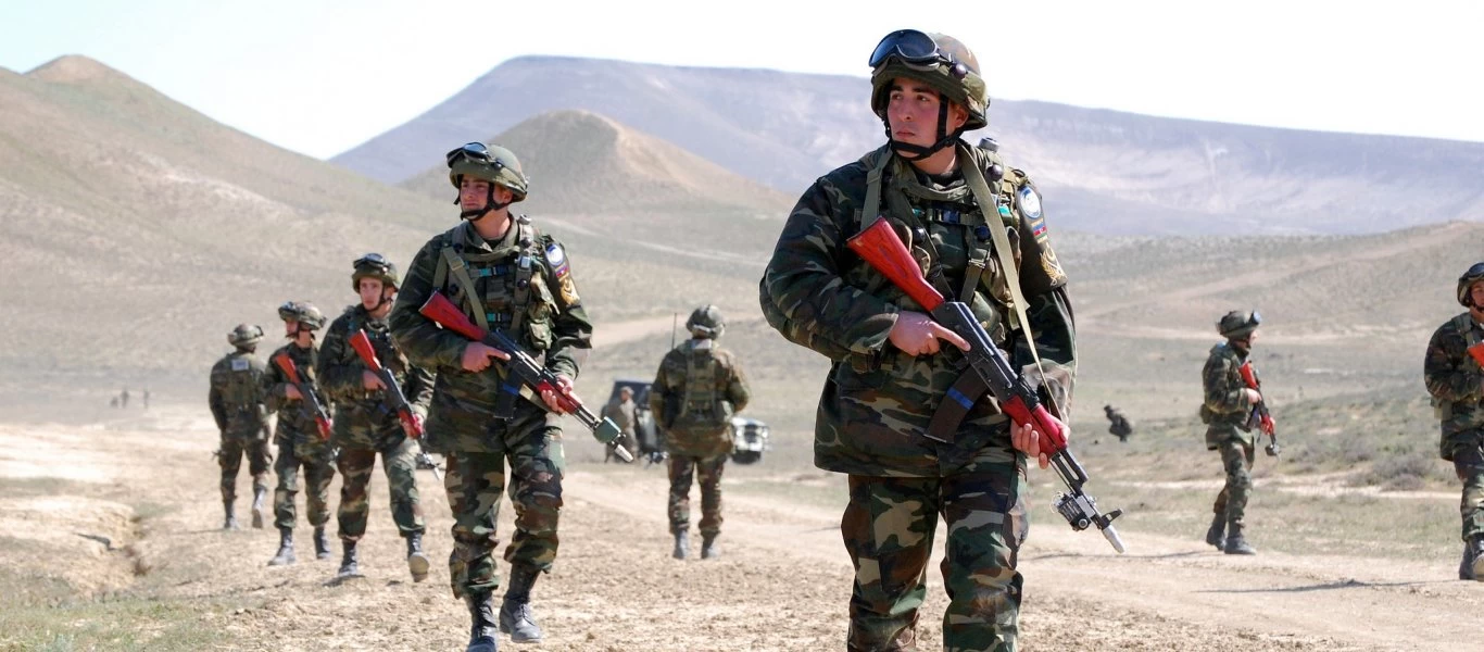 Ξεκάθαρη απάντηση του ΥΠΑΜ της Αρμενίας στους Αζέρους: «Όποιος διεισδύει και βάζει σημαίες θα εξολοθρεύεται»